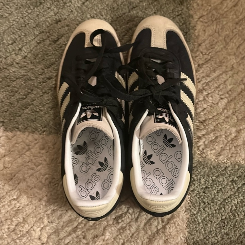 Adidas Samba Sneakers Black and White